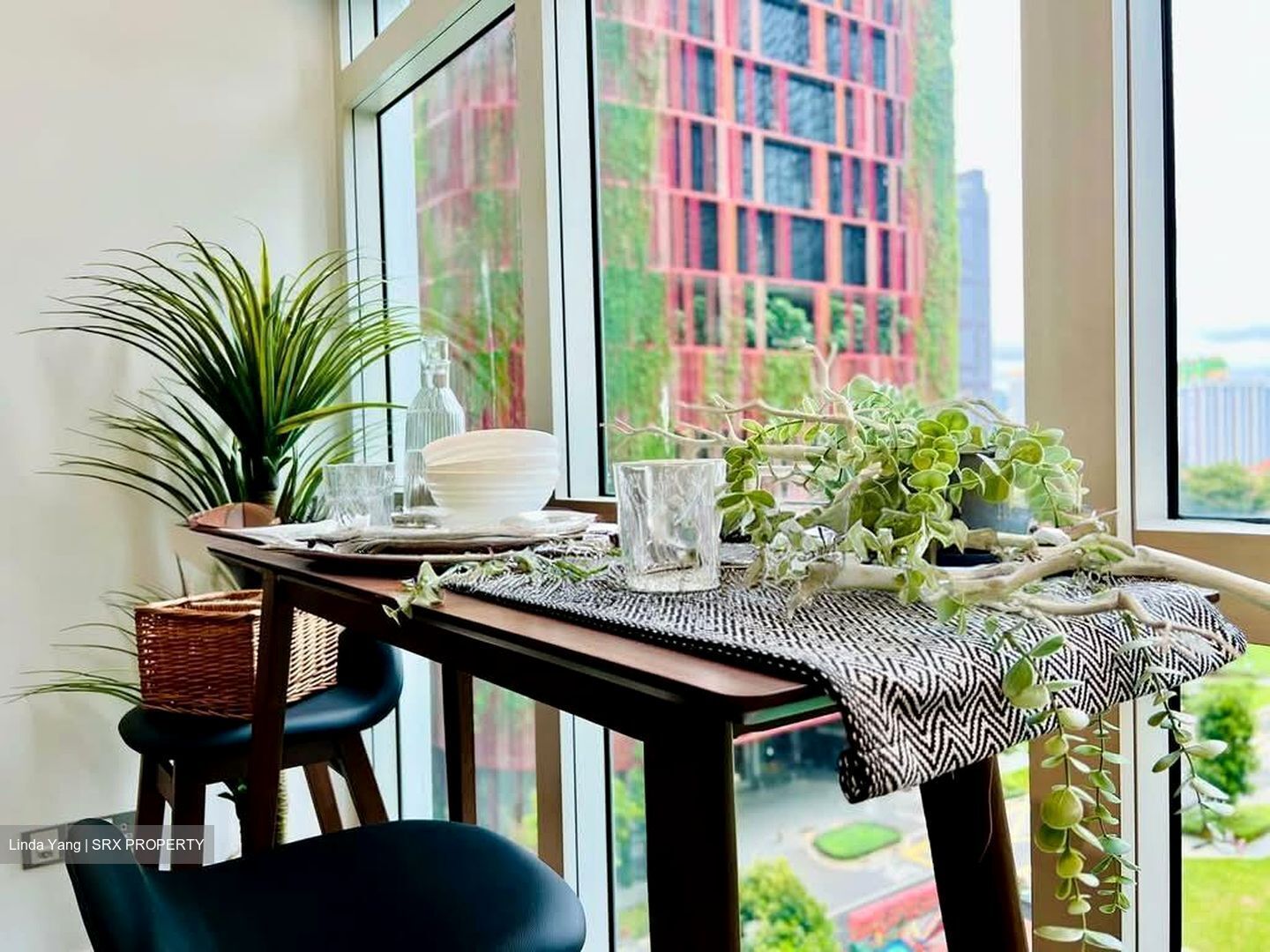 Icon (D2), Apartment #565809511